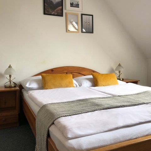 Standard franciaágyas szobák Standard franciaágyas szobák